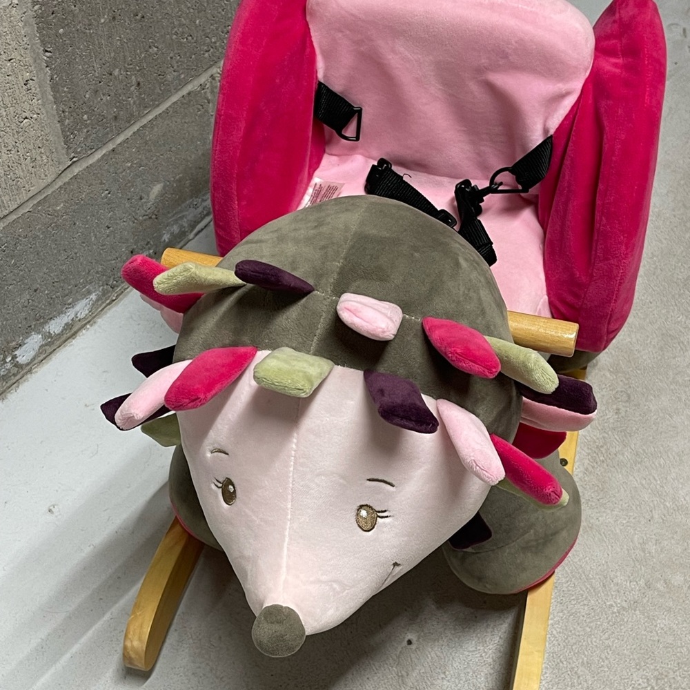Rocking horse Girls like new